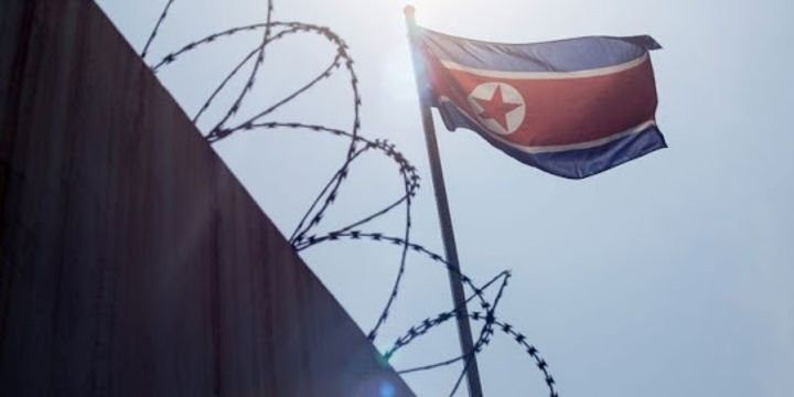 Şimali Koreya balistik raket atdı