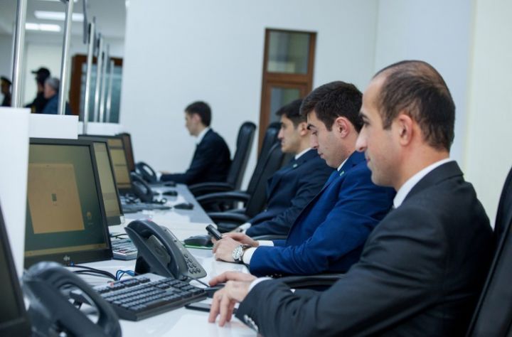 Bayram günləri 24 bankın 139 filial və şöbəsi açıq olacaq - SİYAHI