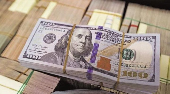 İran dollara sabit qiymət təyin etdi 