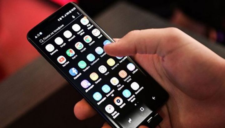 Bu ilin ən yaxşı smartfonları məlum olub