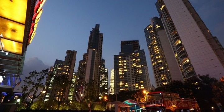 Çin iqtisadiyyatı yavaşlayır - sənaye istehsalı və pərakəndə satışlar proqnozlardan aşağı artıb