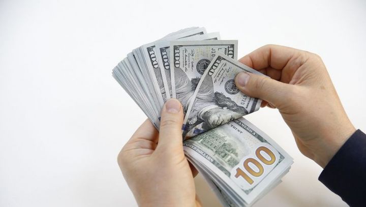 Dolların sabaha olan məzənnəsi açıqlandı