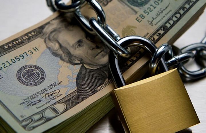 Dolların bazar ertəsinə olan rəsmi məzənnəsi açıqlandı