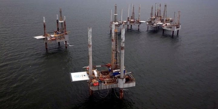 ABŞ-ın xam neft ehtiyatları azalıb - NEFT DAHA DA BAHALAŞDI  