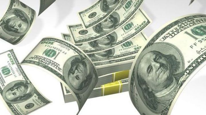 Dolların sabaha olan rəsmi məzənnəsi açıqlandı