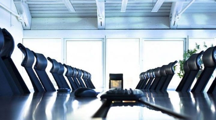 İlin əvvəlindən 9 min hüquqi şəxs təsis edilib