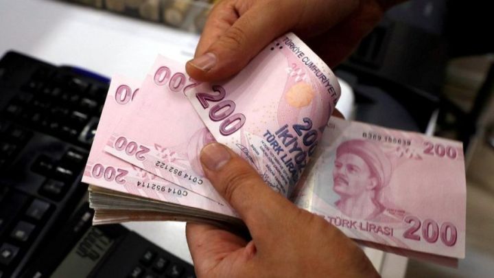 Türk Lirəsi seçki ilə 1% ucuzlaşdı