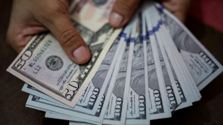 Pul baratları üzrә müsbət saldo kəskin düşüb - AZƏRBAYCANA XARİCDƏN GÖNDƏRİLƏN PULLAR AZALIB 