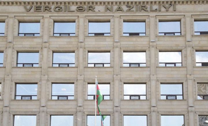 Vergilər: Energetik, alkoqollu içkilər və tütündə rəsmi dövriyyələr artıb 