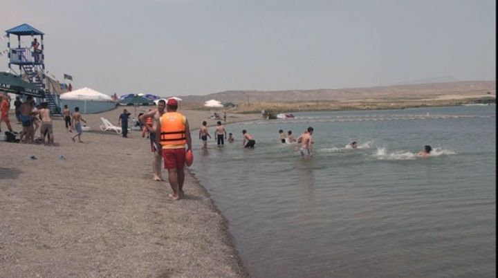 Hava küləkli olacaq, rayonlara yağış və dolu yağacaq