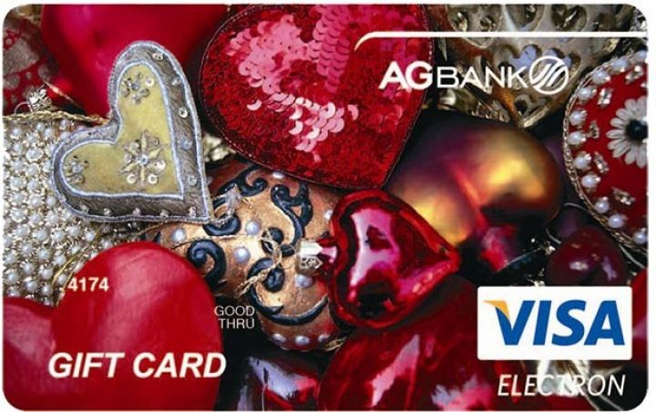 AGBankın Gift Kartını xanımlarınıza 8 martda hədiyyə edin!