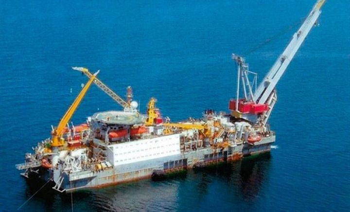 Xəzərdə gəmidə partlayış olub - Yaralılar var  