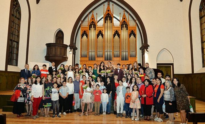 AccessBank uşaqların səsinə səs verdi ®