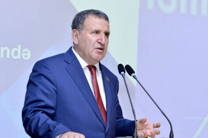 "AMEA prezidentliyinə namizədlərlə bağlı məndə məlumat yoxdur"