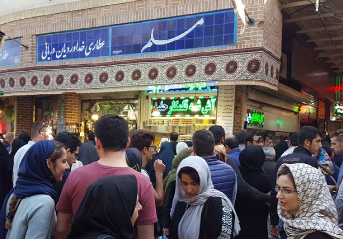 Səfərə çıxan azərbaycanlıların 40 faizə yaxını İrana gedib