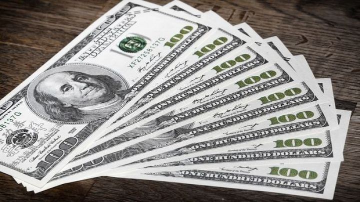 Amerika sessiyasında dollara təzyiqlər