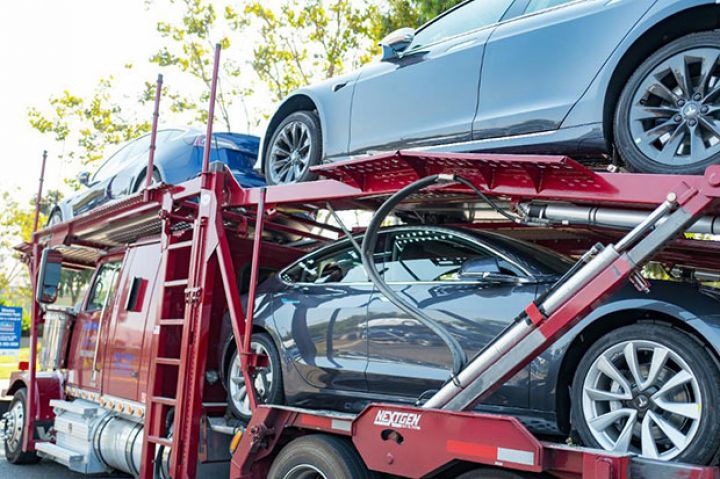 Azərbaycana avtomobil idxalında artım yüksək sürətdə qalır