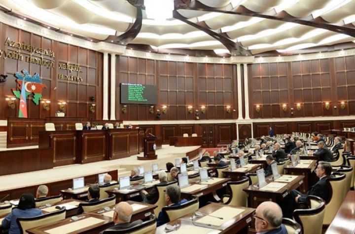 İşsiz namizədlər də millət vəkili seçildi