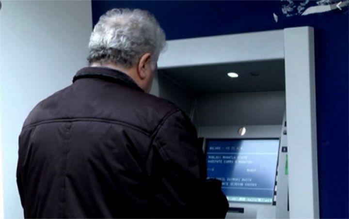 Yaşa görə pensiyaların orta aylıq məbləği 361 manata çatıb