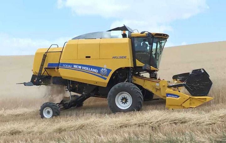 Azərbaycanda ilk dəfə dağ kombaynları istifadəyə verilib