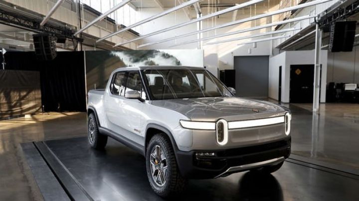 "Tesla"nın rəqibi  5 milyard dollarlıq zavod qurmaq üçün danışıqlar aparır