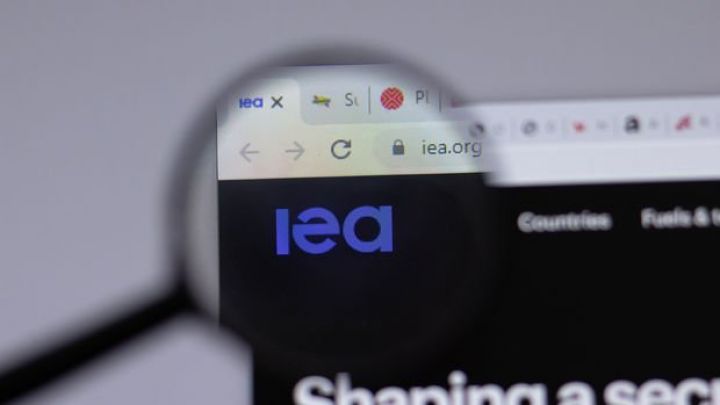 Beynəlxalq Enerji Agentliyindən neft ilə bağlı xəbərdarlıq