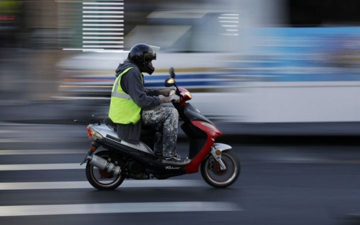Azərbaycanda moped, skuter və velosiped idarə edən şəxslərə qarşı tələblər sərtləşdirilir - YENİ QANUN