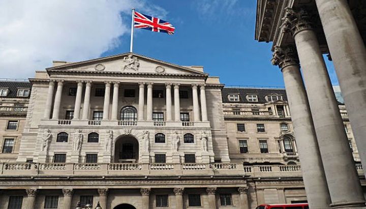 İngiltərə Mərkəzi Bankından sürpriz faiz qərarı