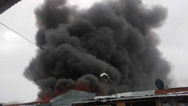 Bərdə bazarında 80-ə yaxın mağaza yanıb