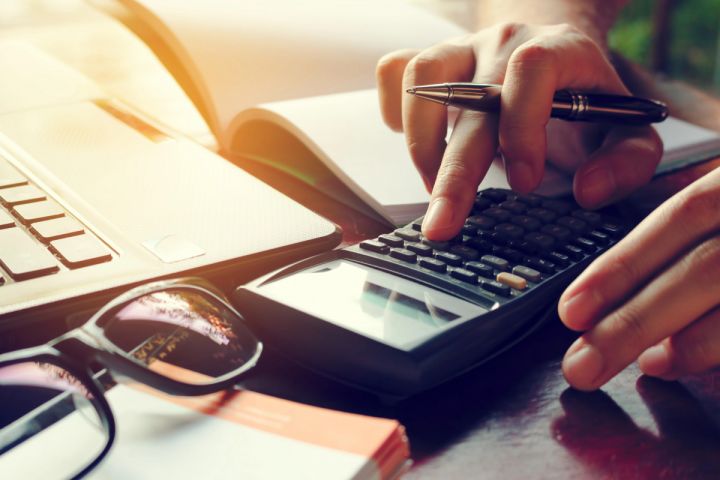 Büdcəyə gələn il vergi və rüsumlardan 13 milyard manatdan çox vəsait daxil olacaq - CƏDVƏL