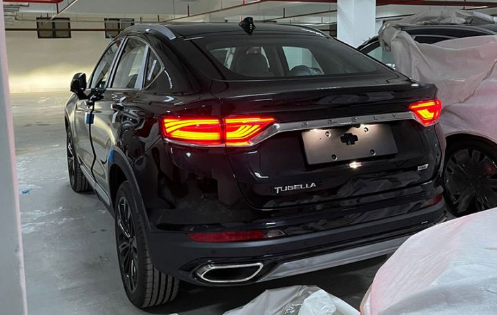 Azərbaycanda BMW-yə oxşar Çin avtomobilinin satışı başlayır