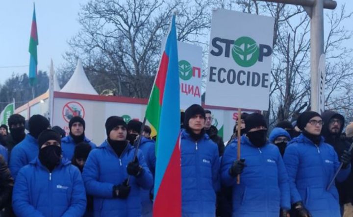 Etiraz aksiyası 15 gündür davam edir