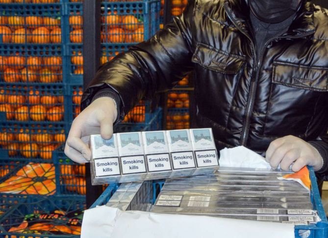 Siqaret qaçaqmalçılığında xüsusi üsul- FOTOLAR