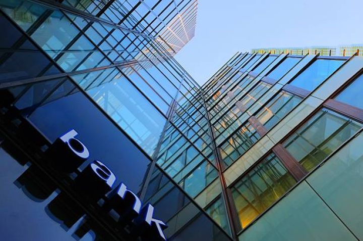 5 bankın qiymətli kağızlara investisiyaları 150 milyon manatdan çoxdur