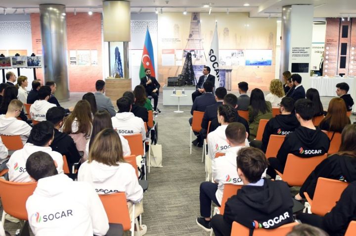 SOCAR-ın prezidenti Gənc İstedadlar Proqramına (GİP) seçilmiş gənclərlə görüş keçirib