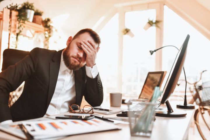 İstiqrazlar üzrə 5,5 milyon borcu olan Azərbaycan şirkətində ağır vəziyyət - İNVESTORLAR İTİRƏ BİLƏRLƏR