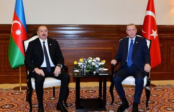 Azərbaycan və Türkiyə prezidentlərinin görüşü başlayıb