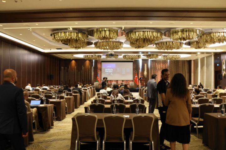 Regionun ən böyük fintek oyunçusu Bakıda ilk dəfə keçirilən forumun sponsoru olub
