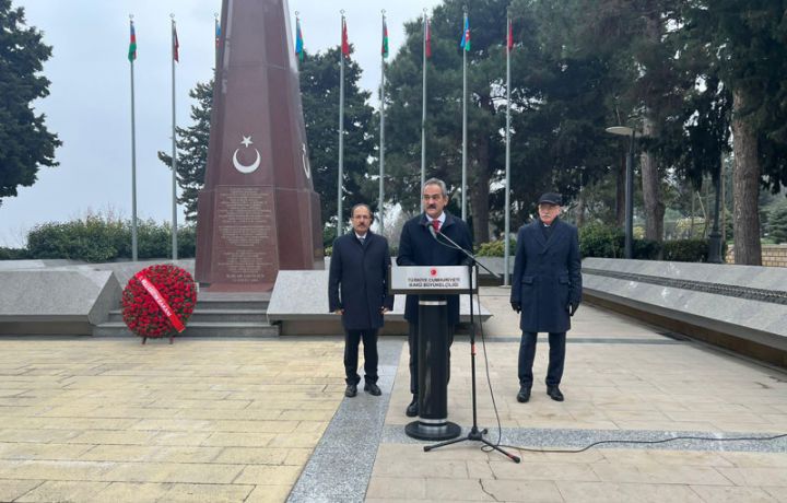 Türkiyənin təhsil naziri Azərbaycana gəlib