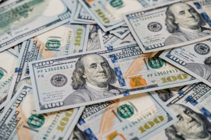 Azərbaycan Mərkəzi Bankı rəsmi valyuta ehtiyatlarını açıqladı