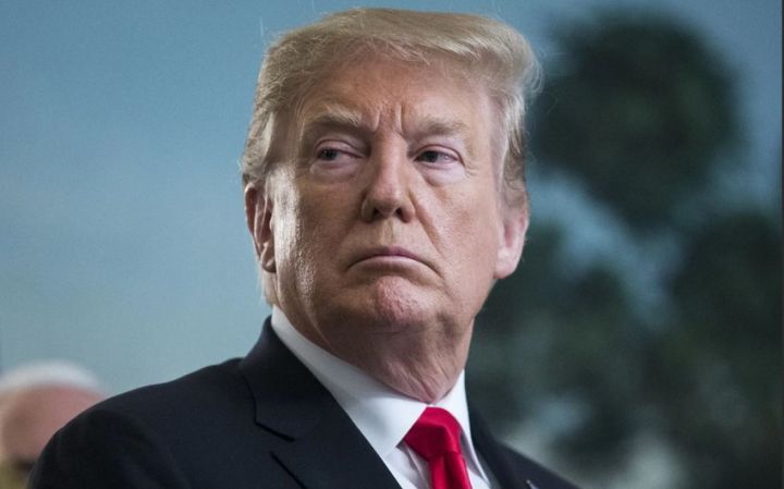 Tramp Ukraynaya 300 milyard dollara yaxın vəsaitin ayrılmasını tənqid edib