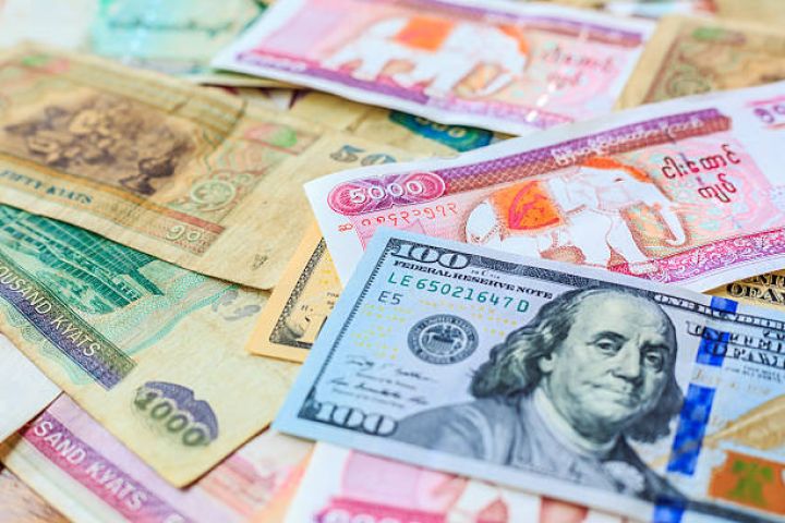 Rəsmi məzənnələr açıqlandı