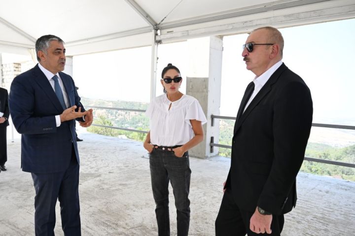 “Hacıkənd” istirahət kompleksi tikilir - Prezident və birinci xanım  tikintisi ilə tanış oldular