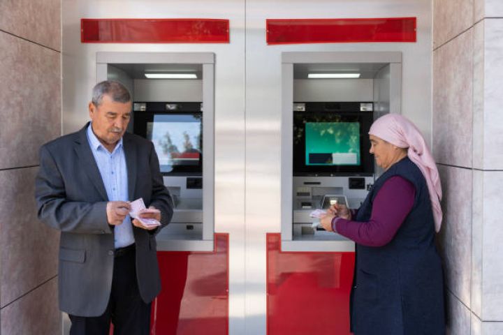 Azərbaycanda pensiyaçıların sayı artıb