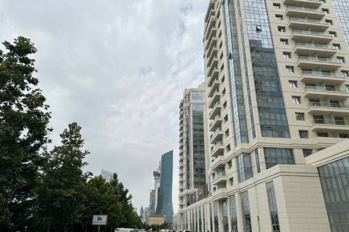 Sabah Bakıda fasilələrlə yağış yağacağı, rayonlarda dolu düşəcəyi ehtimalı var