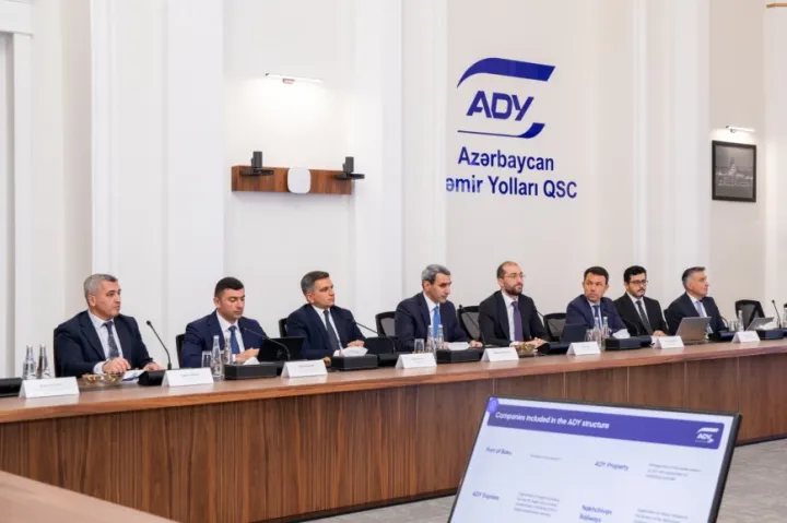 ADY-də ABŞ-nin biznes nümayəndə heyəti ilə görüş keçirilib