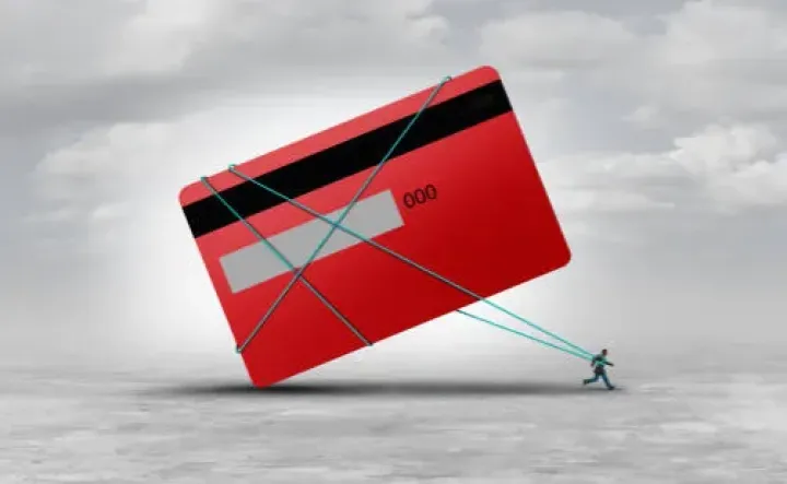 Azərbaycanda kredit kartlarının sayı isə 7% azalıb