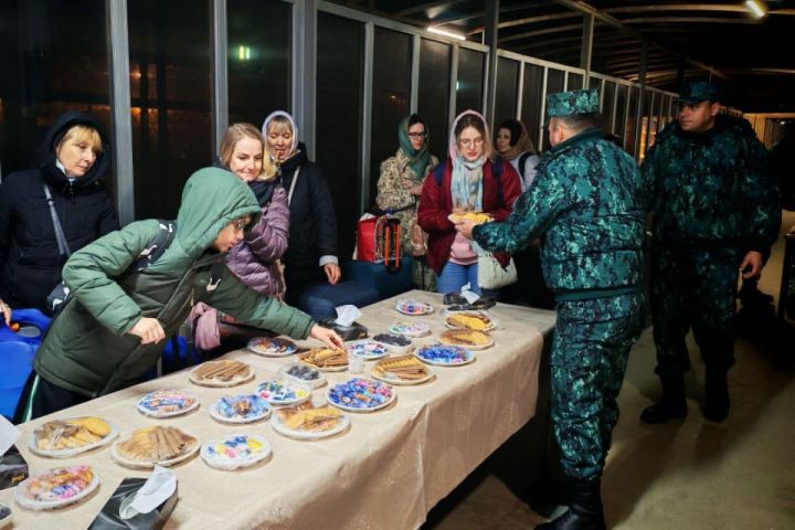 Yerli və xarici vətəndaşlar İrandan Azərbaycan sərhədi ilə təxliyə edilir -  1161 NƏFƏR ÖLKƏMİZƏ KEÇİB